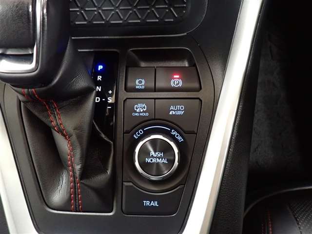 Toyota RAV4 PHV 11