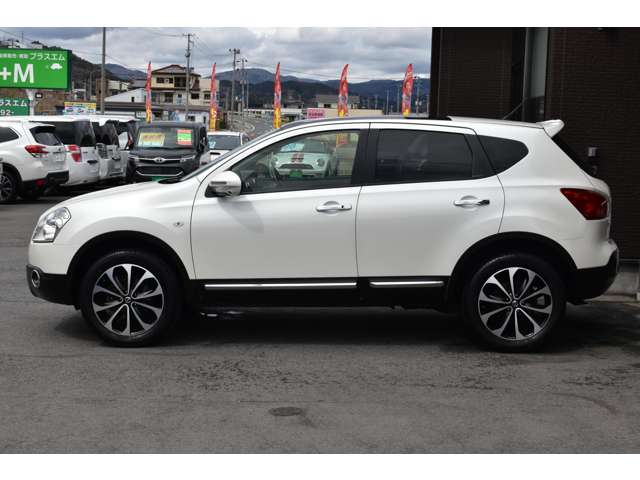 Nissan Dualis 11