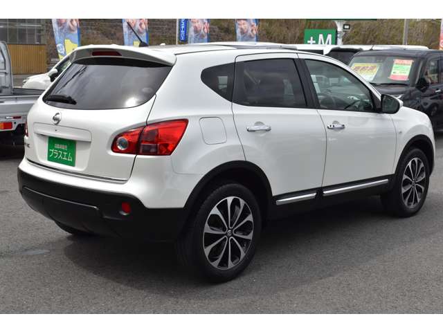 Nissan Dualis 12