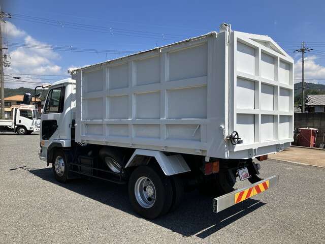 UD Trucks Condor 3