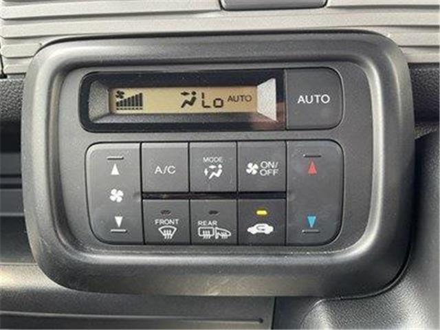 Honda N-VAN 11