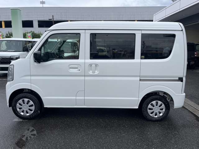 Mitsubishi Minicab Van 12