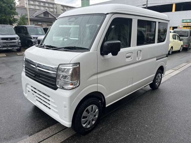 Mitsubishi Minicab Van 9