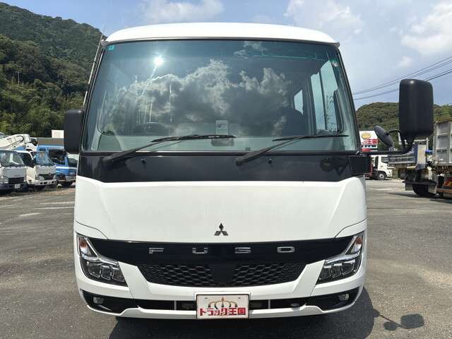 Mitsubishi Fuso Rosa 5