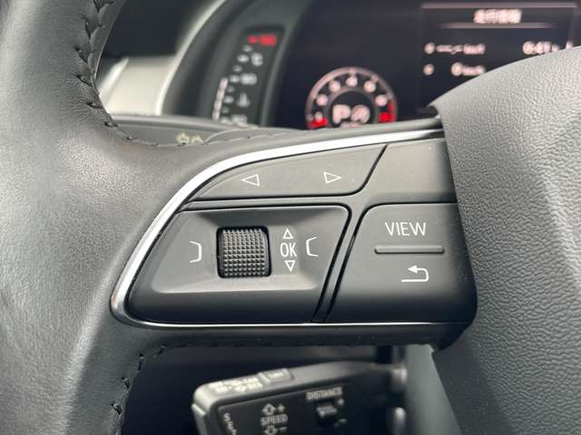 Audi Q7 11