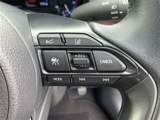 Toyota Yaris Cross 12