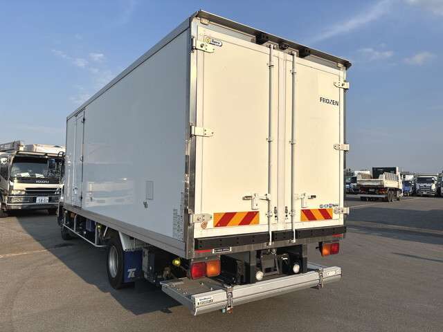 Isuzu Forward 3