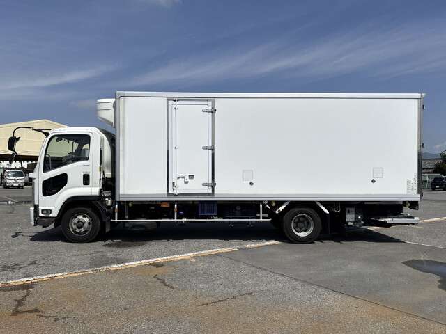 Isuzu Forward 4