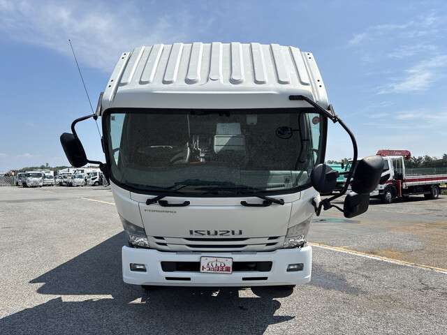 Isuzu Forward 7