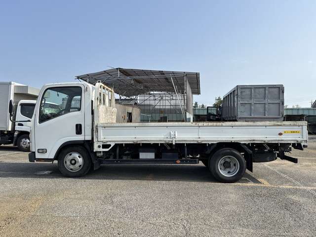 Isuzu Elf 4