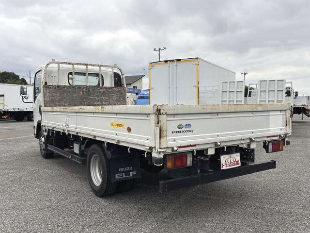 Isuzu Elf 3