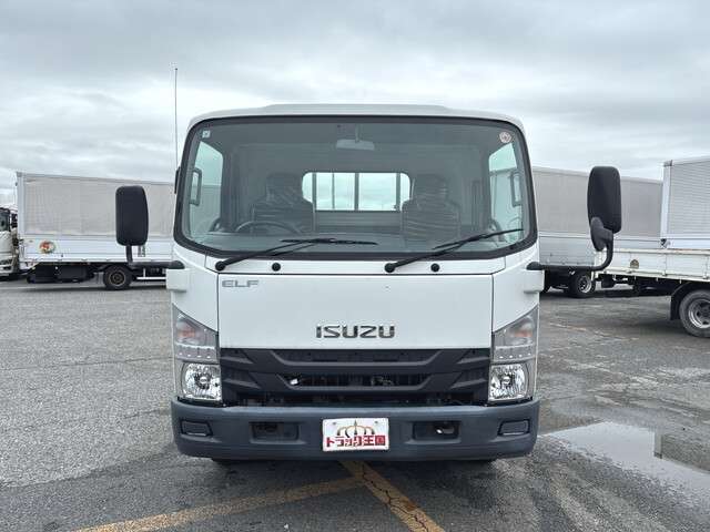 Isuzu Elf 5