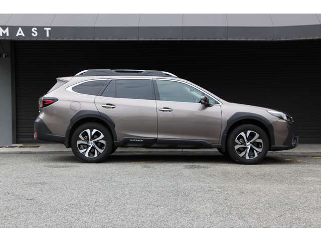 Subaru Legacy Outback 6