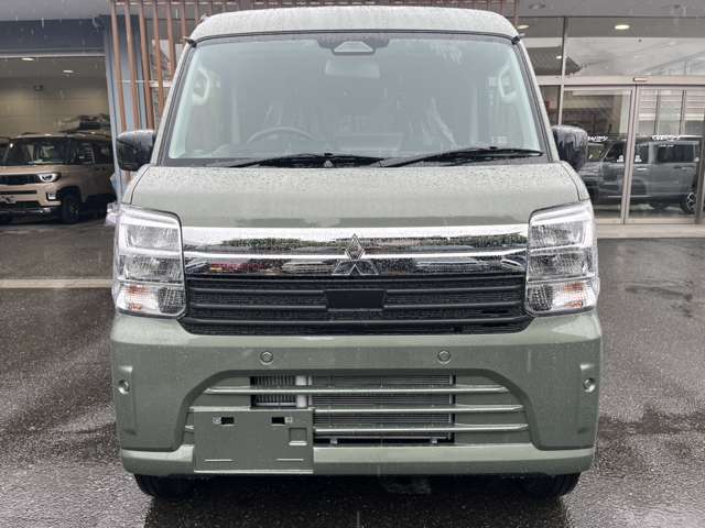 Mitsubishi Minicab Van 10