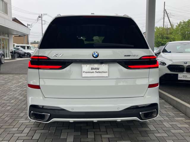 BMW X7 6