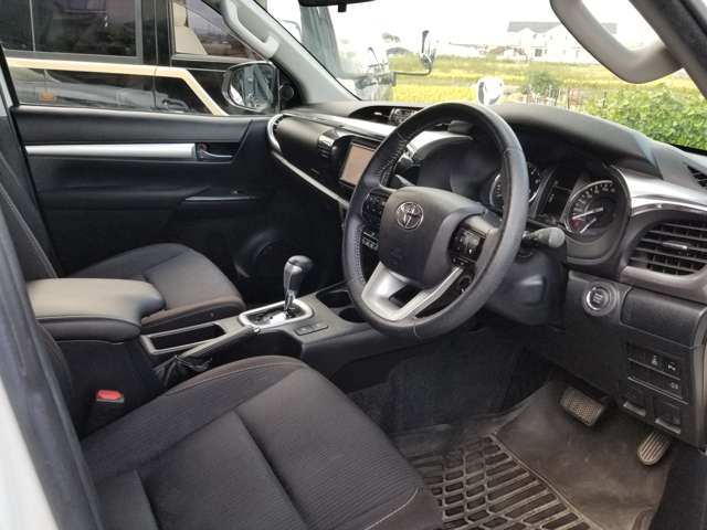Toyota Hilux 12