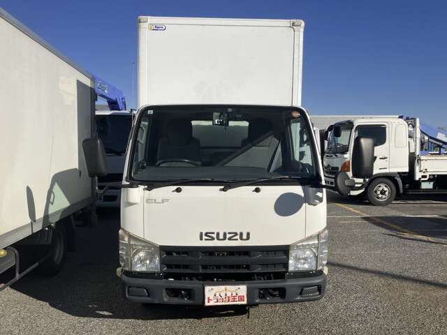 Isuzu Elf 6
