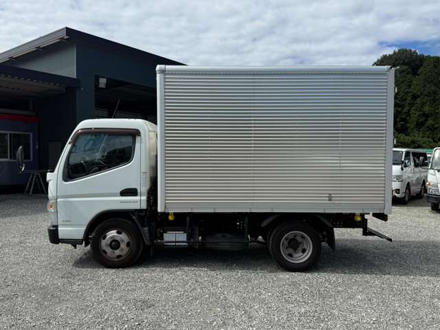 Mitsubishi Fuso Canter 8