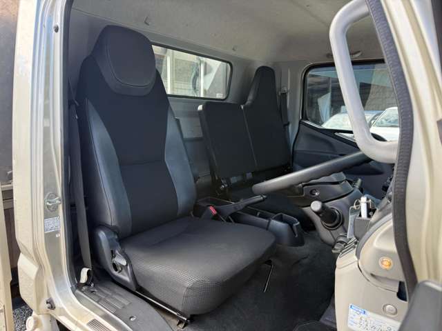 Mitsubishi Fuso Canter 12