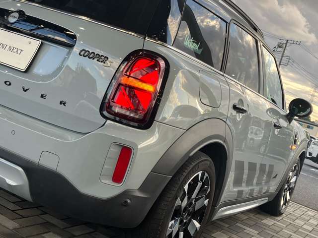 MINI Crossover 11