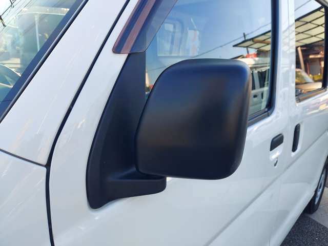 Daihatsu Hijet Cargo 11