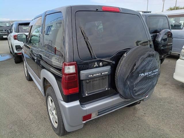 Mitsubishi Pajero Mini 2