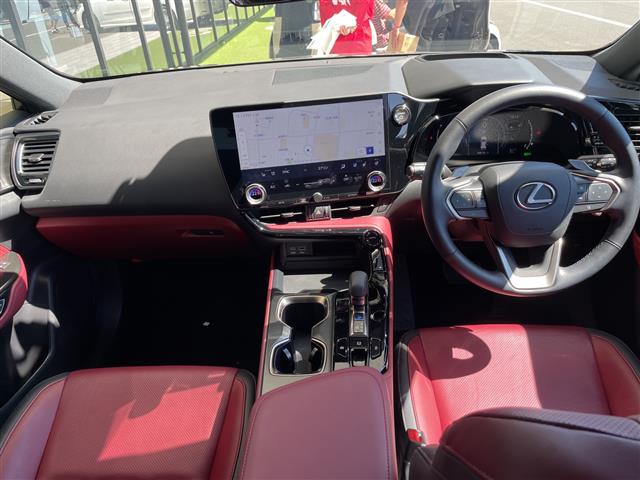 Lexus NX 2