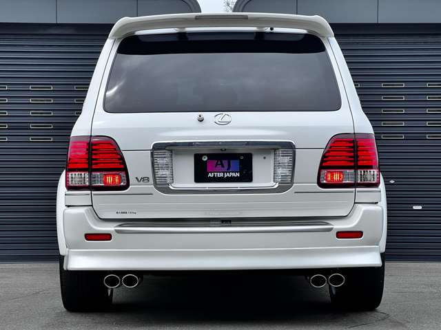 Toyota Land Cruiser Cygnus 6