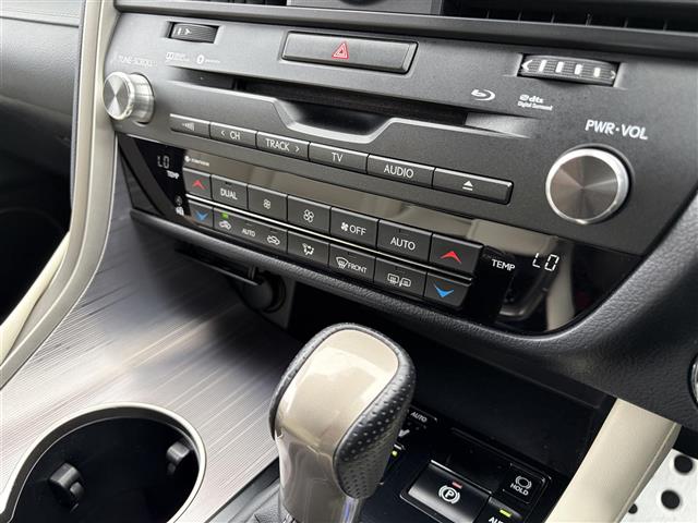 Lexus RX 8