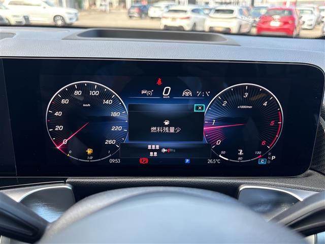 Mercedes-Benz GLB 7