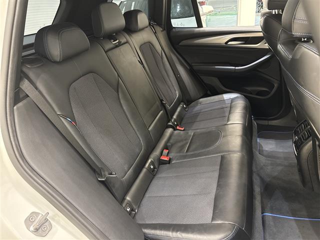 BMW X3 4