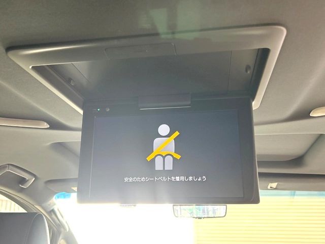 Toyota Alphard 5