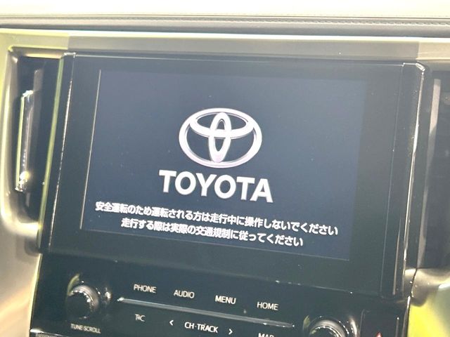 Toyota Alphard 6