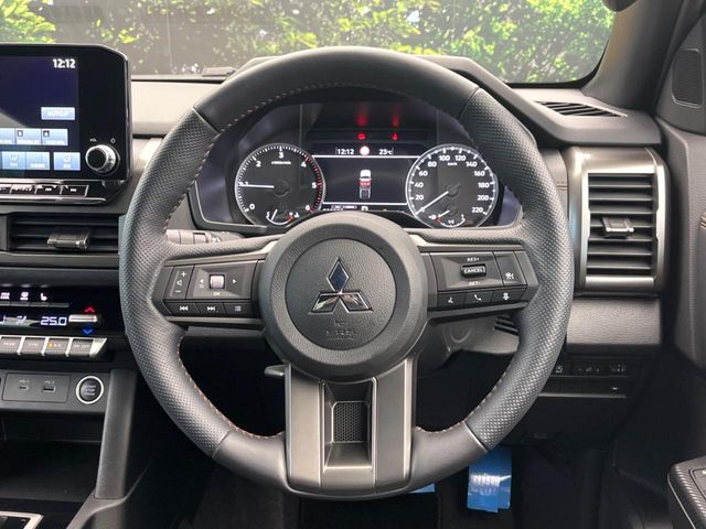 Mitsubishi Triton 10