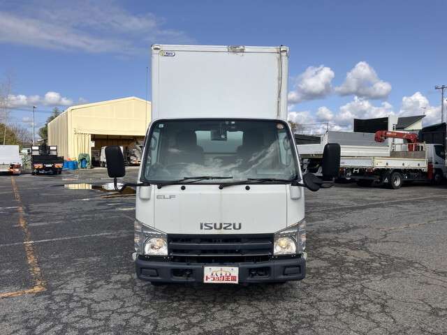 Isuzu Elf 6