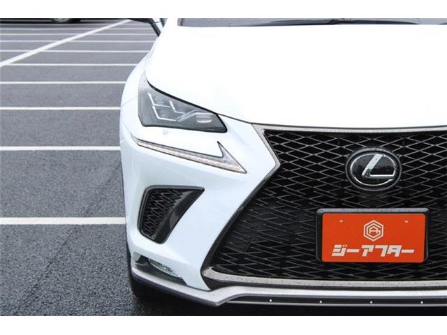 Lexus NX 9