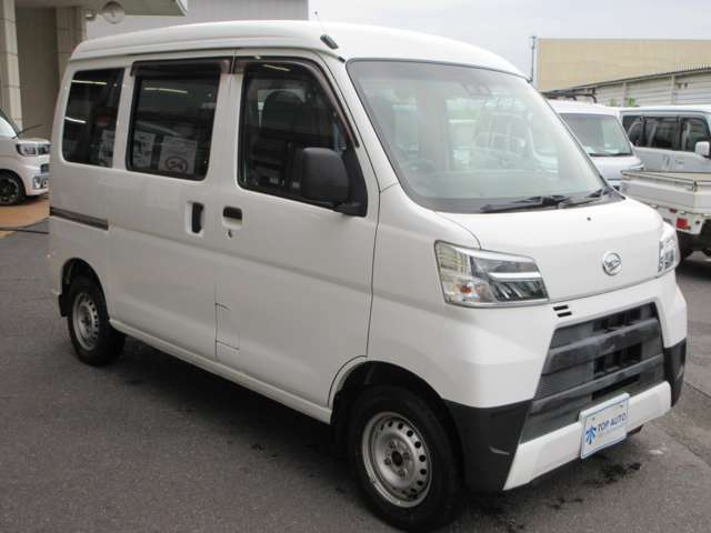Daihatsu Hijet Cargo 11