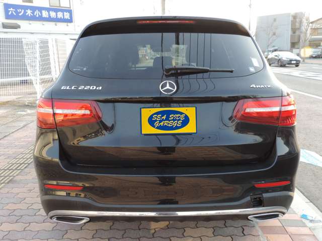 Mercedes-Benz GLC 11