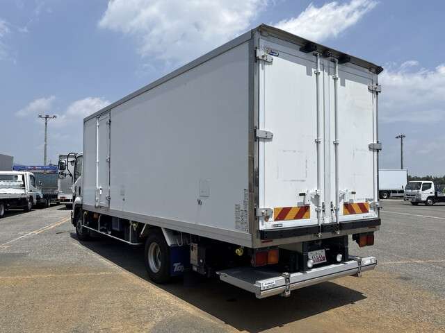 Isuzu Forward 3