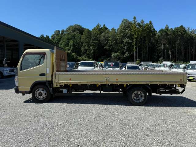 Mitsubishi Fuso Canter 7