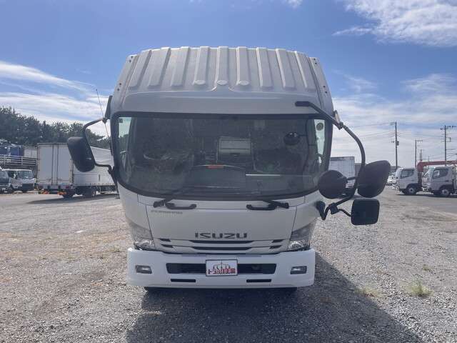Isuzu Forward 6