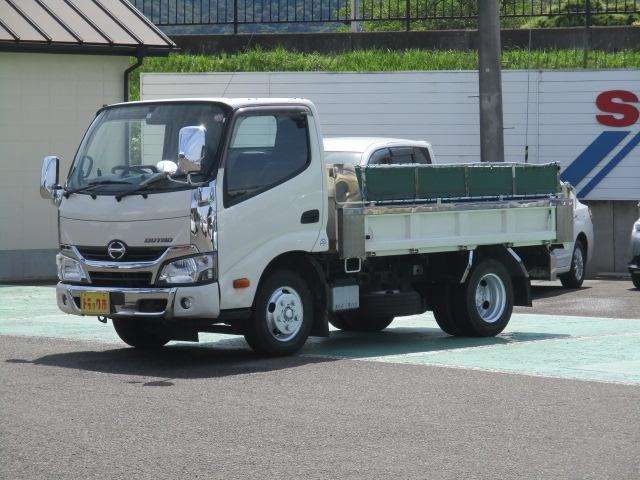Hino Dutro 2