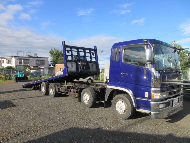 Mitsubishi Fuso Super Great 2