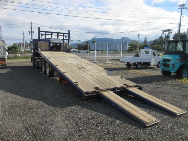 Mitsubishi Fuso Super Great 5