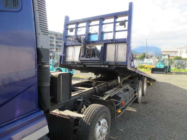 Mitsubishi Fuso Super Great 6