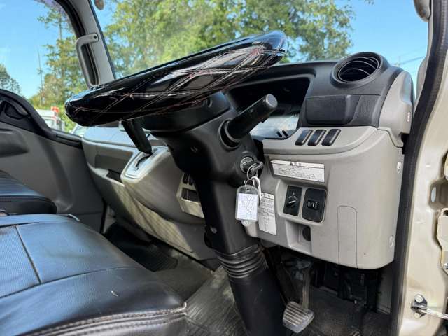Mitsubishi Fuso Canter 12
