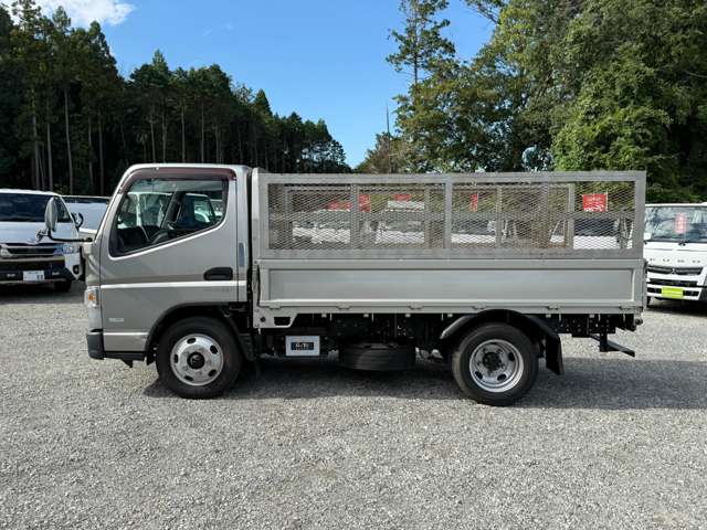 Mitsubishi Fuso Canter 7