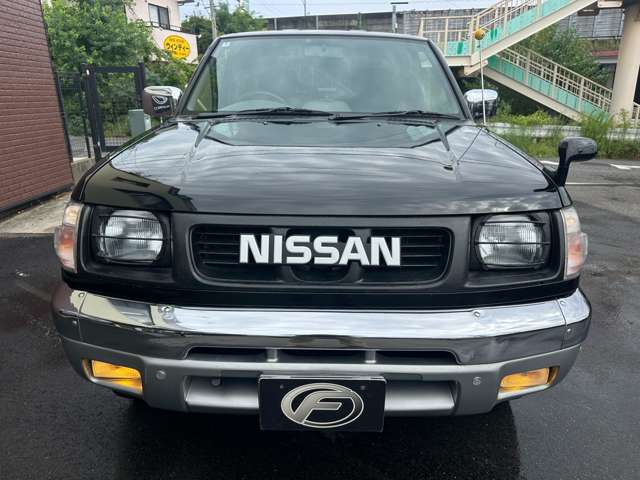 Nissan Datsun 2