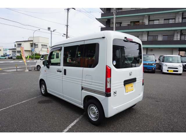 Honda N-VAN 8