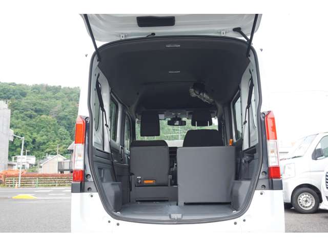Honda N-VAN 10